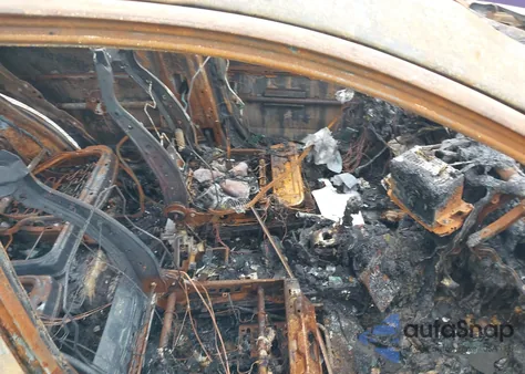 2015 Hyundai Santa Fe Sport 2.4L from USA, damaged, VIN 5XYZUDLB2FG262539